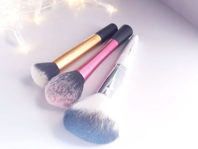  photo MakeupBrushes2_zpscb8103d9.jpg