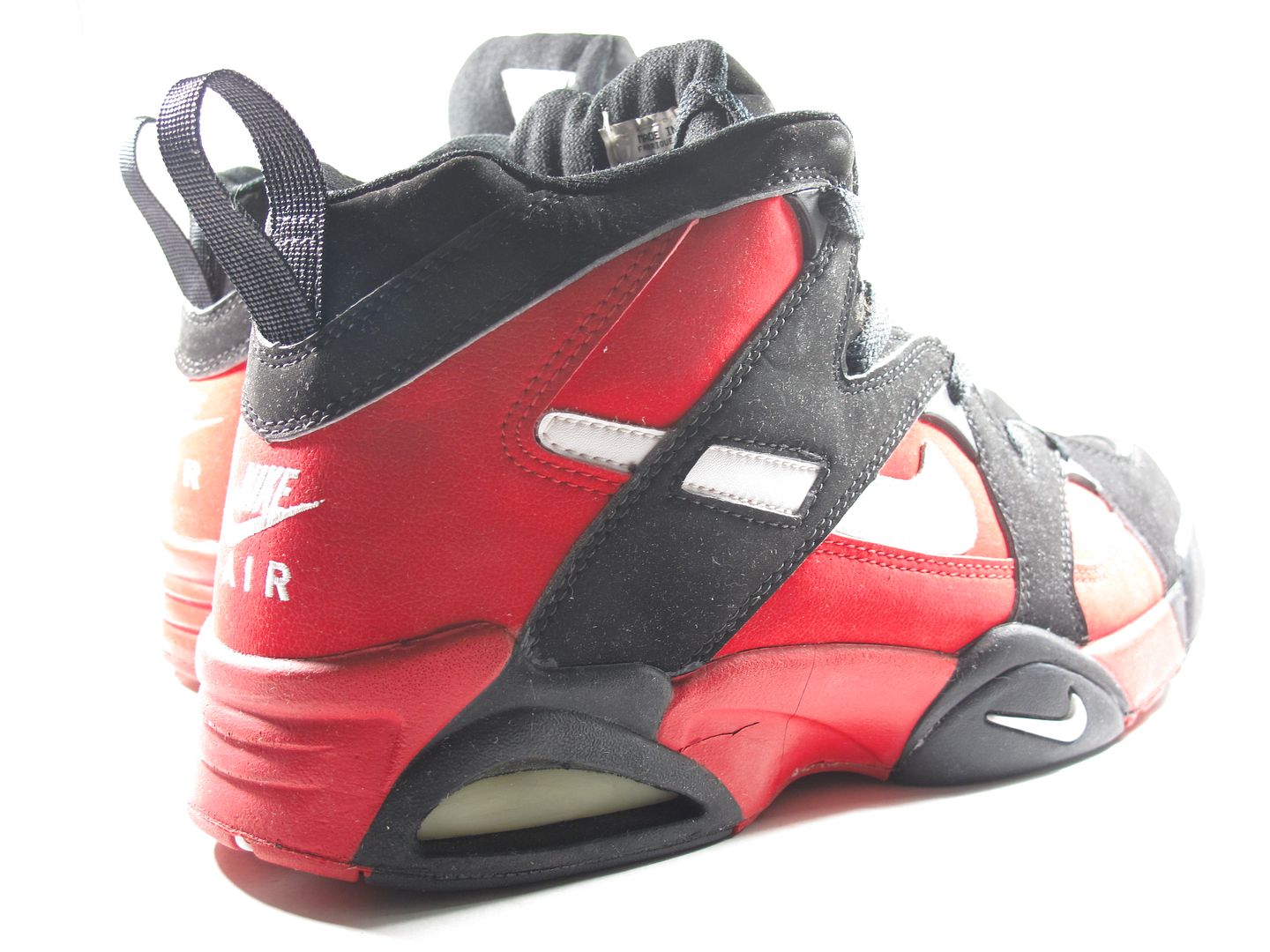 nike robinson pumps