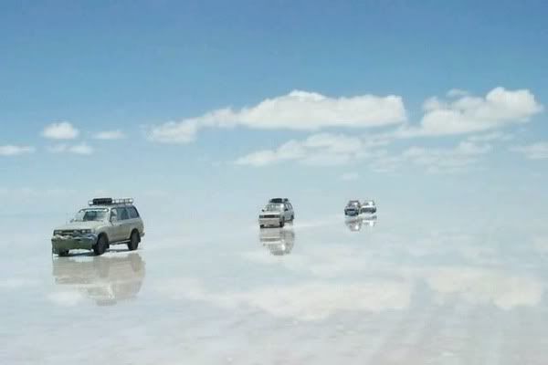 世界上最大的鏡子:烏尤尼鹽湖照片7
