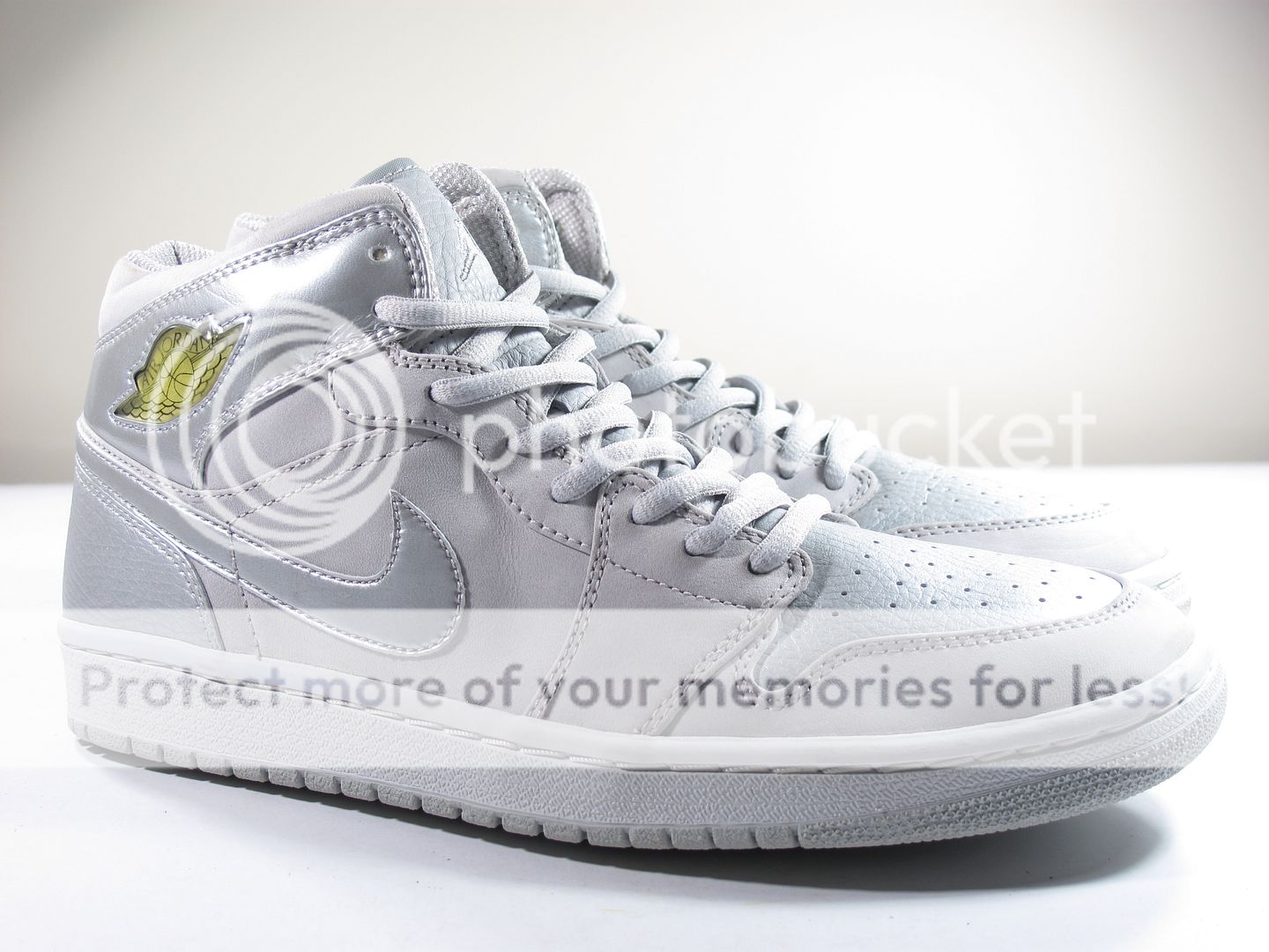 jordan v iv iii price