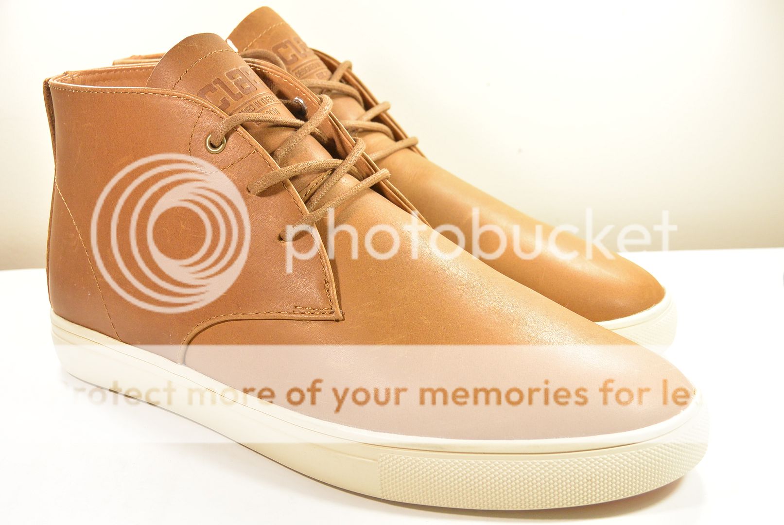 DS 2016 CLAE STRAYHORN SP SAMPLE CARAMEL LATTE LEATHER
