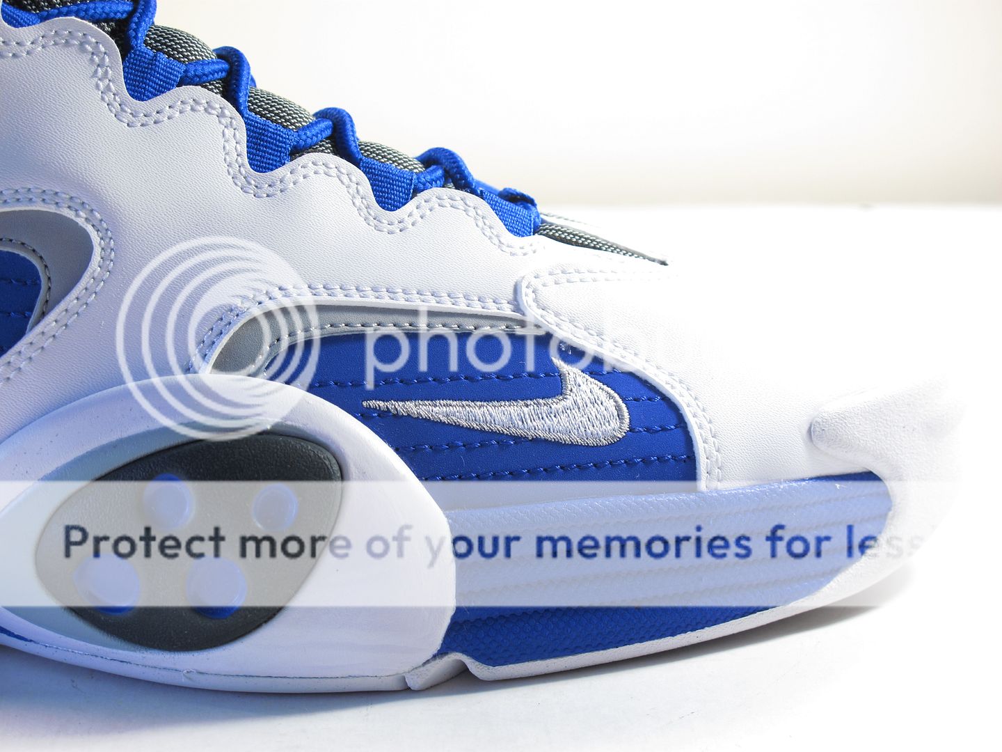 DS NIKE 2012 AIR FLIGHT ONE PENNY GAME ROYAL 11 VINTAGE ZOOM MAX